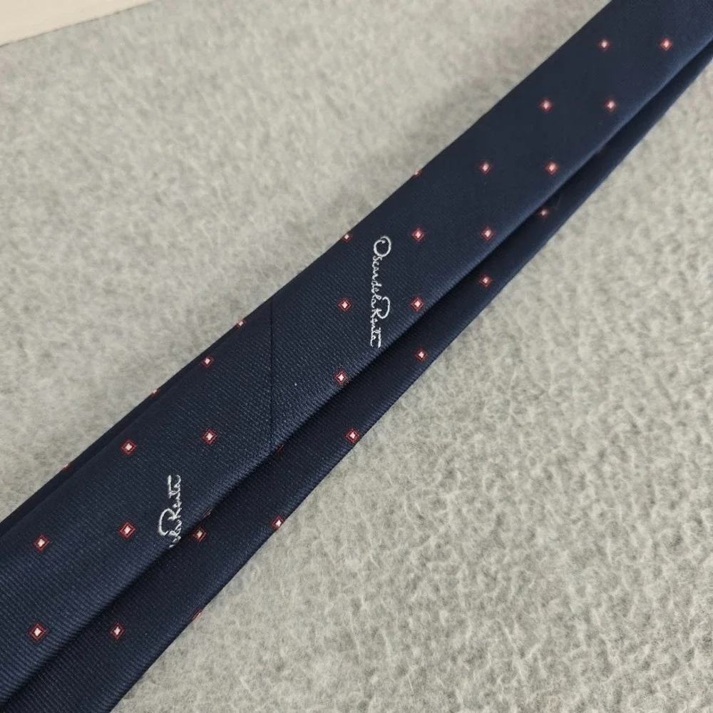 Oscar‎ De La Renta Men's Repp Tie Blue Red Slim Logo
